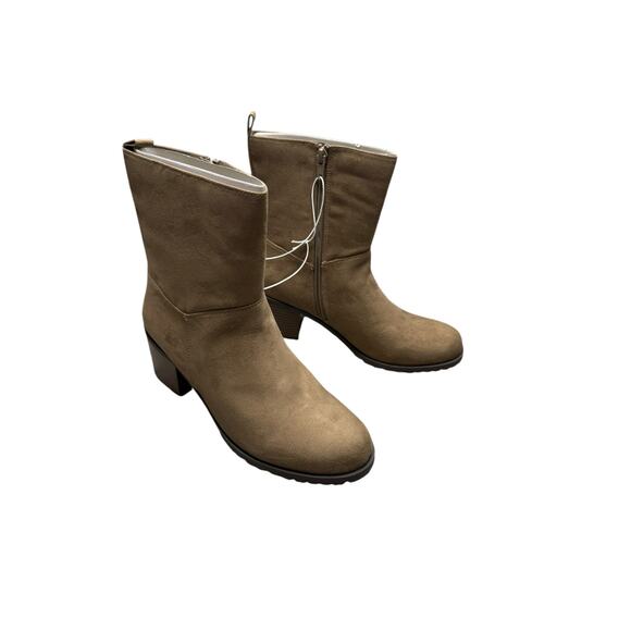 New with Box Universal Threads Loretta Boots Taupe Size 8.5 - Picture 3 of 7